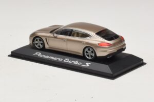 Porsche Panamera 970 Turbo S Bronce Metalizado Minichamps 1:43 WAP0200600E Metal - imagen 3 de 4