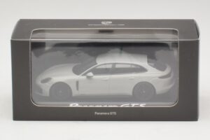 Porsche Panamera GTS 971 Chalk Grey Minichamps 1:43 WAP0207640J Metal - imagen 4 de 4