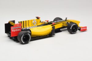 Renault R30 Showcar #11 R. Kubica F1 2010 Minichamps 1:18 150100081 Metal - imagen 2 de 6