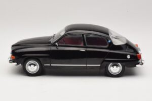 Saab 96 V4 Negro MCG 1:18 MCG18063 Metal - imagen 3 de 6