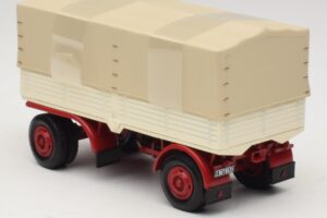 Remolque de Camión Lona Blanco Rojo Minichamps 1:43 439159096 Metal - imagen 5 de 6