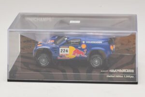 Volkswagen Race Touareg Red Bull #224 B. Saby / Stevenson Dakar Rally 2005 Minichamps 1:43 436045324 Metal - imagen 4 de 5