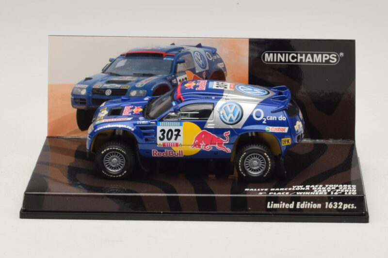 Volkswagen Race Touareg Red Bull #307 B. Saby / M. Perin Dakar Rally 2005 Minichamps 1:43 436055307 Metal