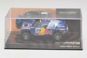 Volkswagen Race Touareg Red Bull #310 J. Kleinschmidt / F. Pons Dakar Rally 2005 Minichamps 1:43 436055310 Metal - imagen 4 de 5