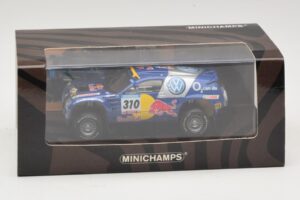 Volkswagen Race Touareg Red Bull #310 J. Kleinschmidt / F. Pons Dakar Rally 2005 Minichamps 1:43 436055310 Metal - imagen 5 de 5