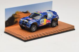 Volkswagen Race Touareg Red Bull #317 Edición Concesionario 2005 Minichamps 1:43 7LO099400PD317 Metal - imagen 2 de 5