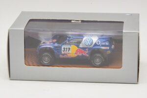 Volkswagen Race Touareg Red Bull #317 Edición Concesionario 2005 Minichamps 1:43 7LO099400PD317 Metal - imagen 5 de 5