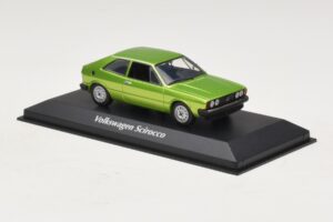 Volkswagen Scirocco Mk1 Verde Metalizado Maxichamps 1:43 940050420 Metal - imagen 3 de 4