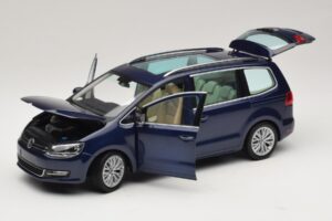Volkswagen Sharan Blue Metallic Minichamps 1:18 110051000 Metal - imagen 2 de 8