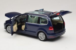 Volkswagen Sharan Blue Metallic Minichamps 1:18 110051000 Metal - imagen 7 de 8