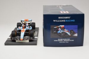 Williams Racing FW45 #2 L. Sargeant Singapore GP 2023 Minichamps 1:18 117231602 Metal - imagen 7 de 7