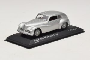 Alfa Romeo 6C 2500 Freccia d'Oro Plata Minichamps 1:43 400120480 Metal - imagen 2 de 5