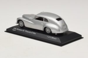 Alfa Romeo 6C 2500 Freccia d'Oro Plata Minichamps 1:43 400120480 Metal - imagen 3 de 5