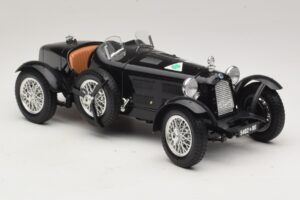 Alfa Romeo 8C Monza Negro Bburago 1:18 3014-P1 Metal - imagen 4 de 6