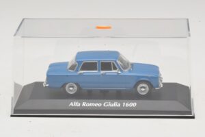 Alfa Romeo Giulia 1600 Azul Maxichamps 1:43 940120900 Metal - imagen 4 de 5