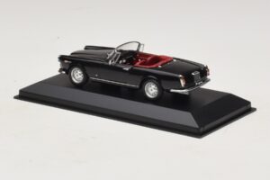 Alfa Romeo Giulia Spider Negro Minichamps 1:43 400120730 Metal - imagen 3 de 5