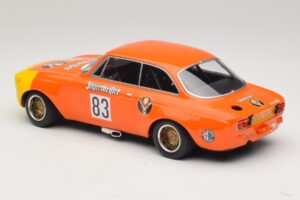 Alfa Romeo GTA 1300 Junior #83 Jagermeister R. Maschke DRM 1972 Minichamps 1:18 155721283 Metal - imagen 5 de 6