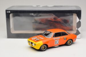 Alfa Romeo GTA 1300 Junior #83 Jagermeister R. Maschke DRM 1972 Minichamps 1:18 155721283 Metal - imagen 6 de 6