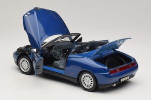 Alfa Romeo Spider 916 Azul Maisto 1:18 31831 Metal - imagen 5 de 8