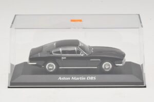 Aston Martin DBS Negro Maxichamps 1:43 940137601 Metal - imagen 4 de 5