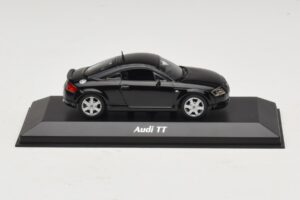 Audi TT 8N Negro Maxichamps 1:43 940017221 Metal