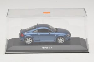 Audi TT 8N Azul Metalizado Maxichamps 1:43 940017220 Metal - imagen 4 de 5