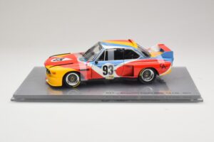 BMW 3.0 CSL Art Car Alexander Calder #51 H. Poulain / S. Posey / J. Guichet 24 Hours of Le Mans 1975 Minichamps 1:18 80430150 - imagen 3 de 7