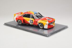 BMW 3.0 CSL Art Car Alexander Calder #51 H. Poulain / S. Posey / J. Guichet 24 Hours of Le Mans 1975 Minichamps 1:18 80430150 - imagen 4 de 7