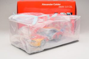 BMW 3.0 CSL Art Car Alexander Calder #51 H. Poulain / S. Posey / J. Guichet 24 Hours of Le Mans 1975 Minichamps 1:18 80430150 - imagen 6 de 7