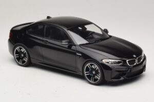 BMW M2 F87 Negro Metalizado Minichamps 1:18 155026100 Metal - imagen 4 de 6