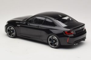 BMW M2 F87 Negro Metalizado Minichamps 1:18 155026100 Metal - imagen 5 de 6