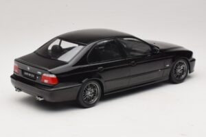 BMW M5 E39 Negro KK-Scale 1:18 KKDC181623 Metal - imagen 2 de 6