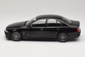 BMW M5 E39 Negro KK-Scale 1:18 KKDC181623 Metal - imagen 3 de 6