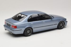 BMW M5 E39 Silverstone Blue Metallic KK-Scale 1:18 KKDC181622 Metal - imagen 2 de 6