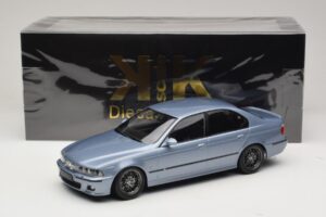 BMW M5 E39 Silverstone Blue Metallic KK-Scale 1:18 KKDC181622 Metal - imagen 6 de 6