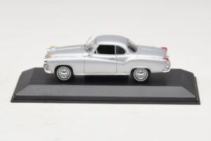 Borgward Isabella Cupé Plata Minichamps 1:43 400096031 Metal