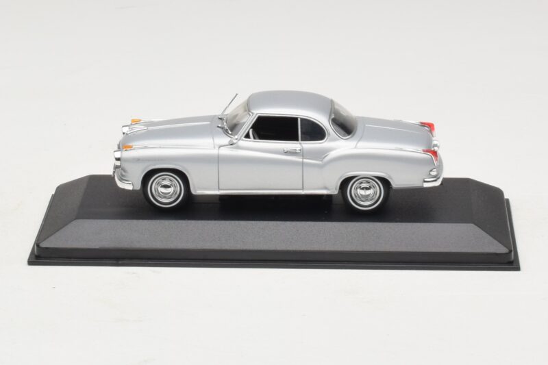 Borgward Isabella Cupé Plata Minichamps 1:43 400096031 Metal