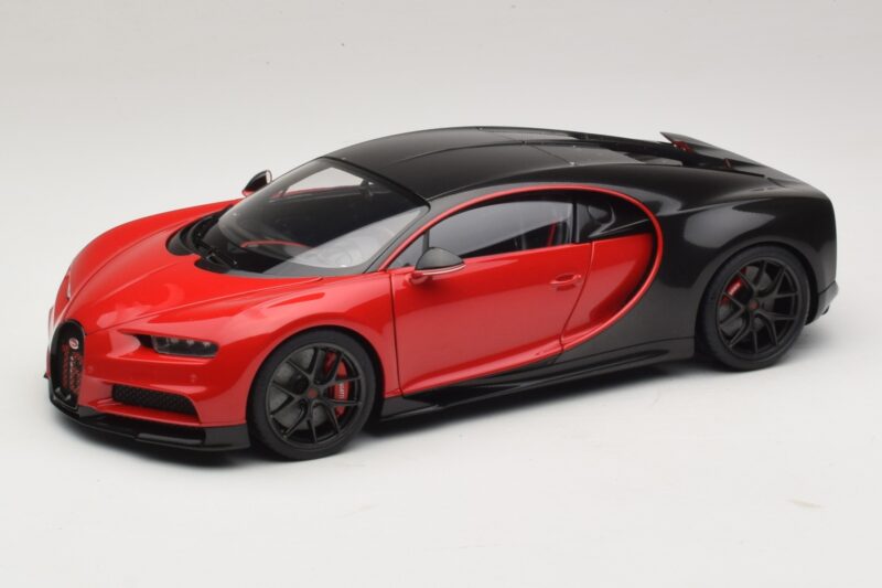 Bugatti Chiron Sport Italian Red & Carbon AUTOart 1:18 70996 Compuesto