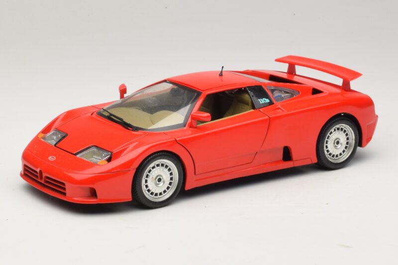 Bugatti EB110 Rojo Bburago 1:18 3055-P1 Metal