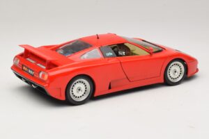 Bugatti EB110 Rojo Bburago 1:18 3055-P1 Metal - imagen 3 de 8