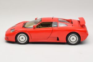 Bugatti EB110 Rojo Bburago 1:18 3055-P1 Metal - imagen 4 de 8