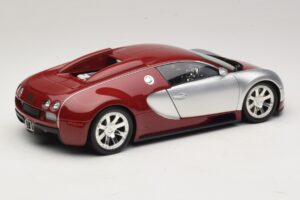Bugatti Veyron Centenaire Edition Chrome Red Minichamps 1:18 100110851 Metal - imagen 3 de 8