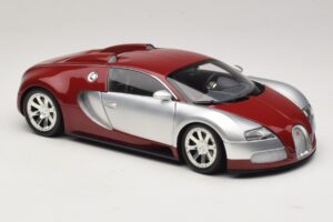 Bugatti Veyron Centenaire Edition Chrome Red Minichamps 1:18 100110851 Metal - imagen 6 de 8