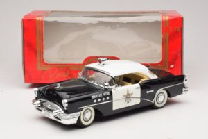 Buick Century Sun State Patrol Mira 1:18 6118 Metal - imagen 8 de 8