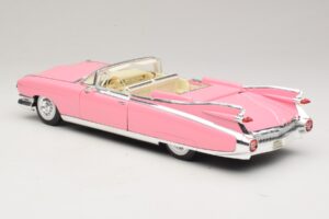 Cadillac Eldorado Biarritz Rosa Maisto 1:18 31813-P1 Metal - imagen 7 de 8