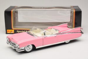 Cadillac Eldorado Biarritz Rosa Maisto 1:18 31813-P1 Metal - imagen 8 de 8
