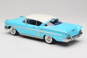 Chevrolet Bel Air Impala Coupe Turquesa & Crema KK-Scale 1:18 KKDC181593 Metal - imagen 5 de 6