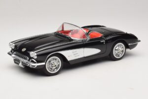 Chevrolet Corvette C1 Tuxedo Black AUTOart 1:18 71142 Metal