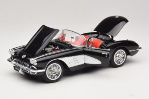Chevrolet Corvette C1 Tuxedo Black AUTOart 1:18 71142 Metal - imagen 2 de 8