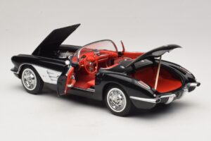 Chevrolet Corvette C1 Tuxedo Black AUTOart 1:18 71142 Metal - imagen 5 de 8